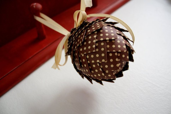 pinecone ornament by taniawillis gallery