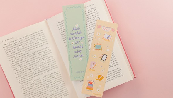 The World Belongs to Those Who Read Bookmark Set gallery