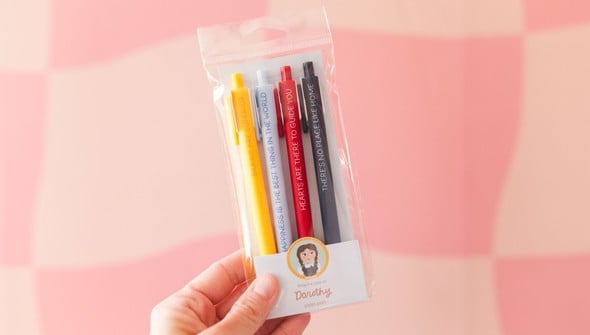 Wizard Of Oz Dorothy Pen Set gallery