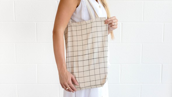 Grid Tote gallery