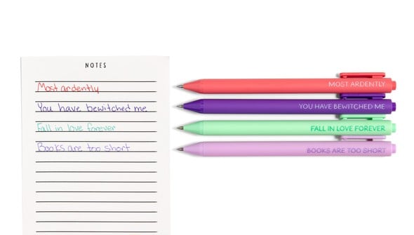 Pride & Prejudice Elizabeth Bennet Pen Set gallery