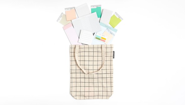Grid Tote gallery