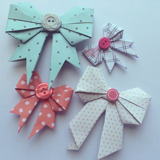 DIY Embellishments: Paper Bows