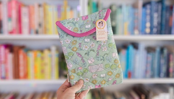 Pride and Prejudice Pemberley Quilted E-Reader Case gallery