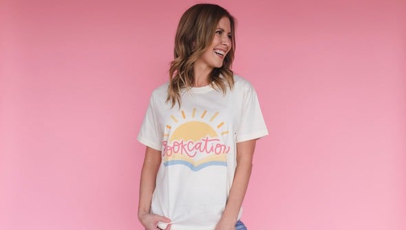 Bookcation - Pippi Tee - Ivory gallery