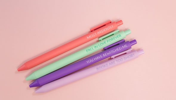 Pride & Prejudice Elizabeth Bennet Pen Set gallery