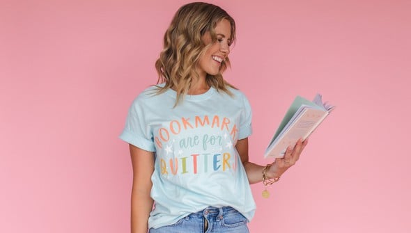 Bookmarks Are For Quitters Tee - Chambray gallery