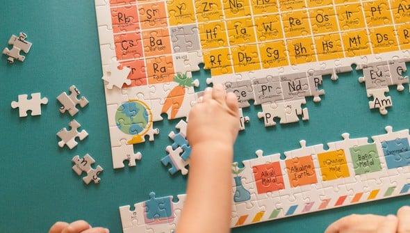 Periodic Table - 500 Piece Educational Jigsaw Puzzle gallery