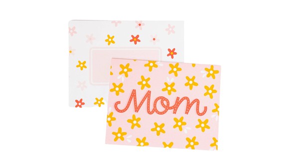 Mom Flowers Greeting Card gallery