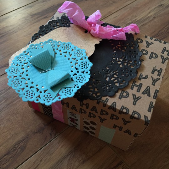 Birthday gift box : happy 