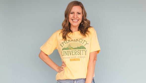 Emerald City University - Pippi Tee - Light Yellow gallery