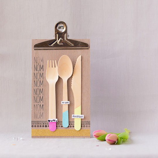 decoration with wooden cutlery
