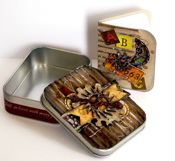 A notebook in a tin box by Saneli gallery