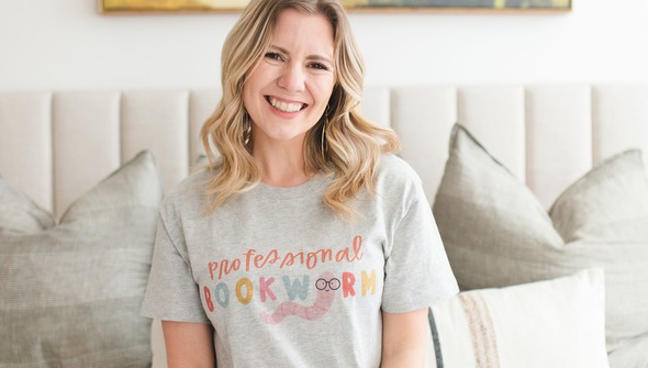 Professional Bookworm Pippi Tee - Ash gallery