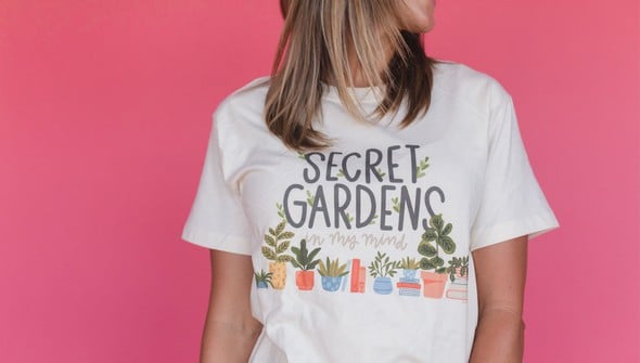 Secret Gardens - Pippi Tee - Ivory gallery