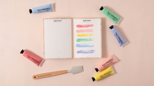 Get Messy Pastel Paint Set gallery