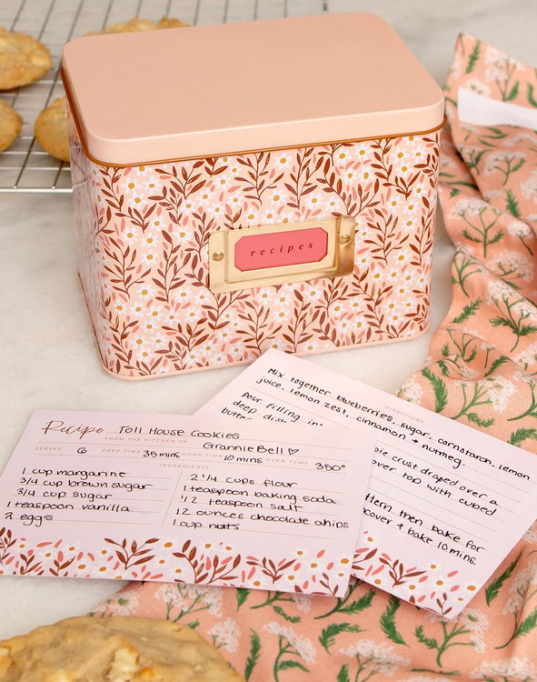 Tin recipe box top