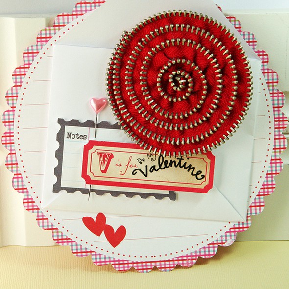 Valentine card with zipper brooch by Dani gallery